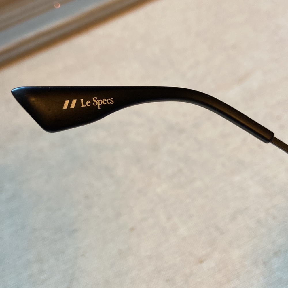 LeSpecs sunglasses - Picture 3 of 6